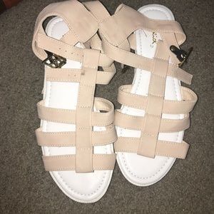peach sandals